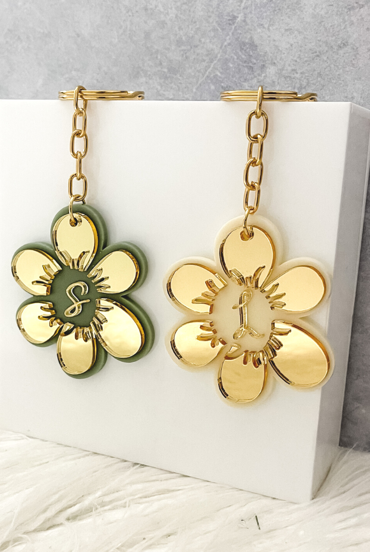 personalised daisy keyring keychain gift birthday syndey austrlia perfect occasion wedding