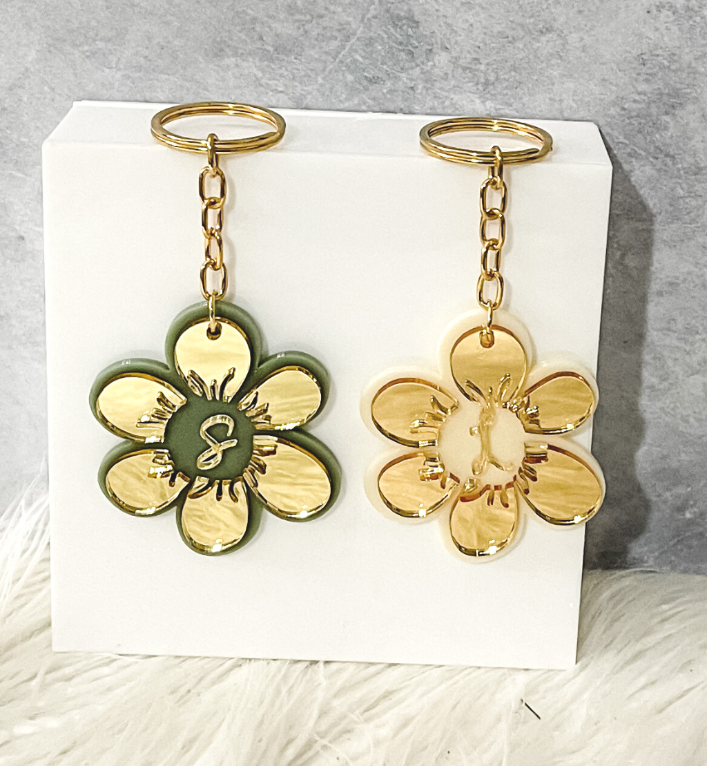 personalised daisy keyring keychain gift birthday syndey austrlia perfect occasion wedding