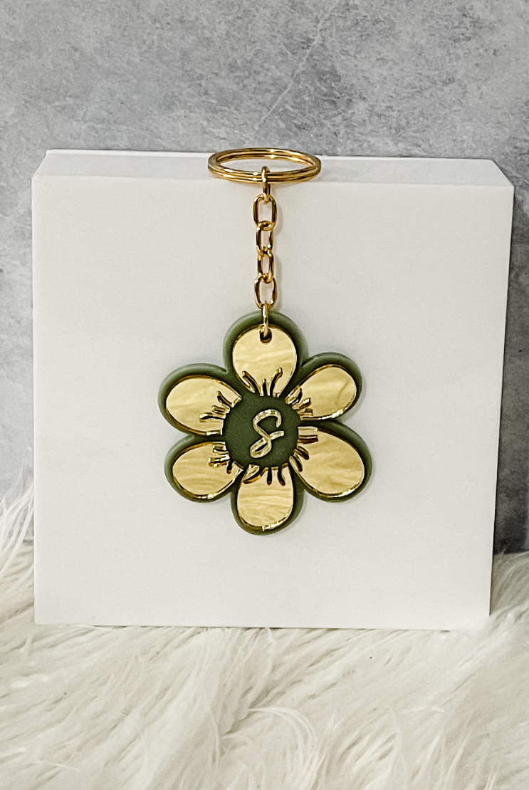 personalised daisy keyring keychain gift birthday syndey austrlia perfect occasion wedding