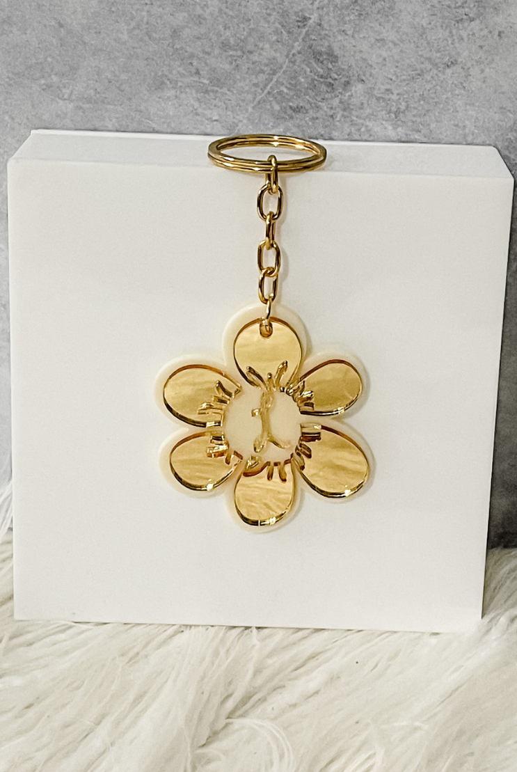 personalised daisy keyring keychain gift birthday syndey austrlia perfect occasion wedding