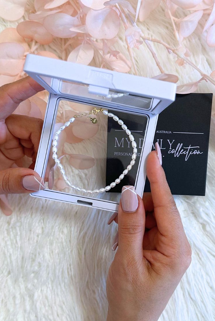 Luminous Pearl Bracelet