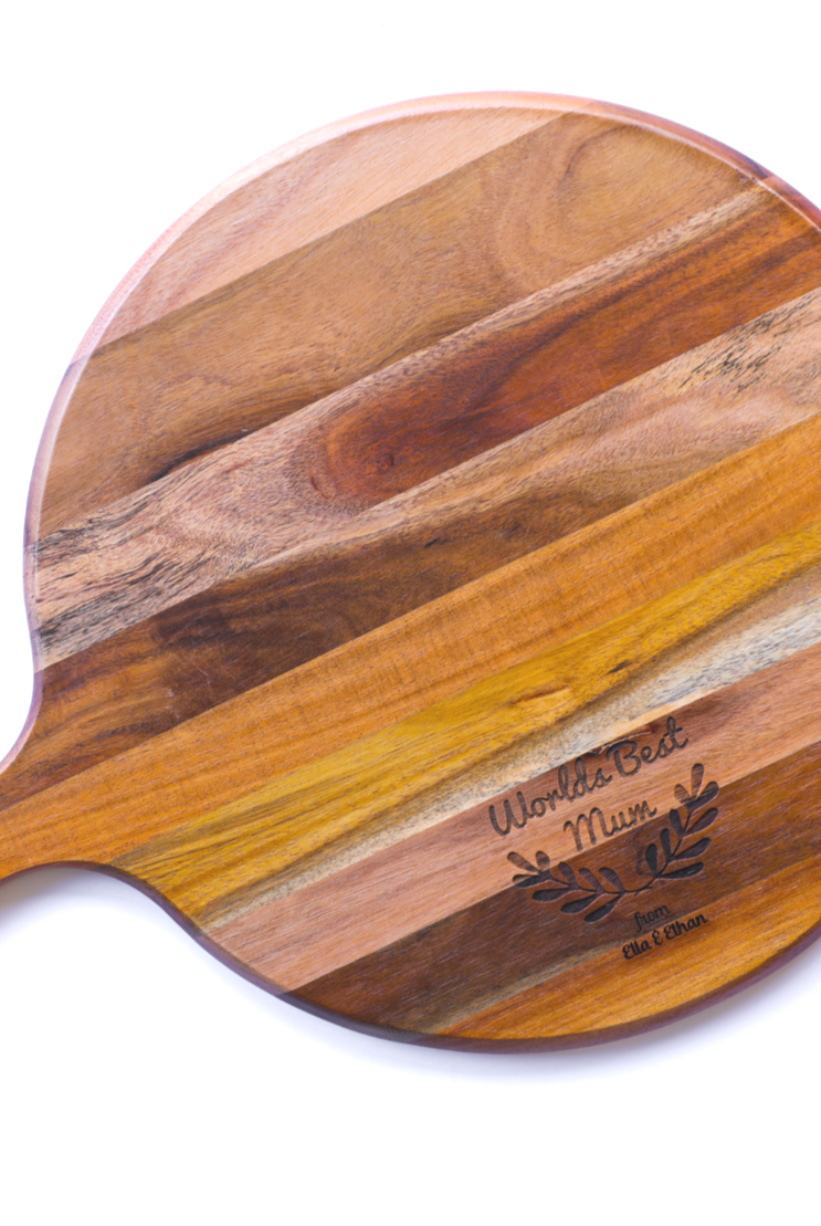 Peronalised round chopping board