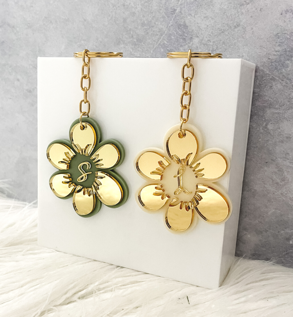 personalised daisy keyring keychain gift birthday syndey austrlia perfect occasion wedding