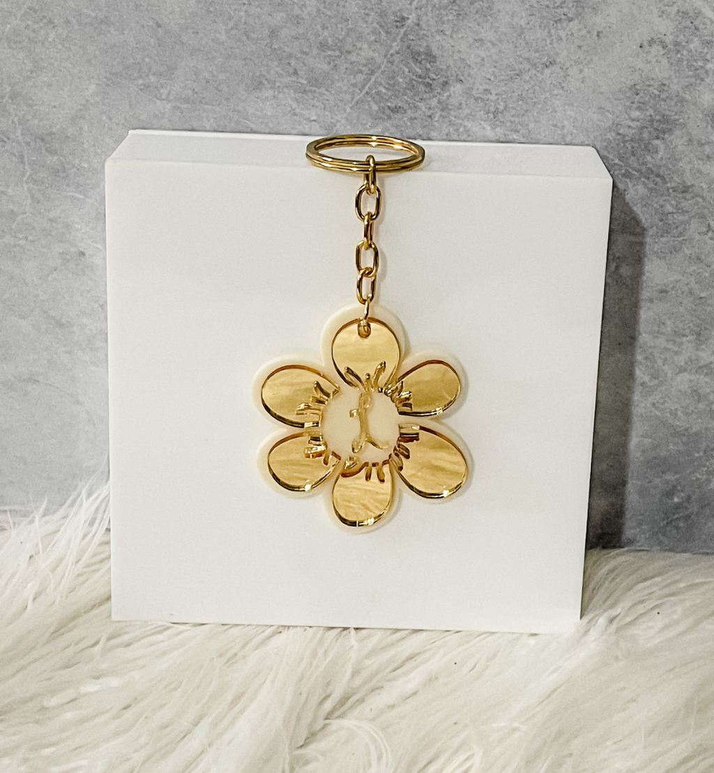 personalised daisy keyring keychain gift birthday syndey austrlia perfect occasion wedding