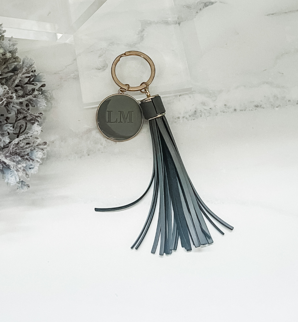 personalised leather tassel keyring keychain 