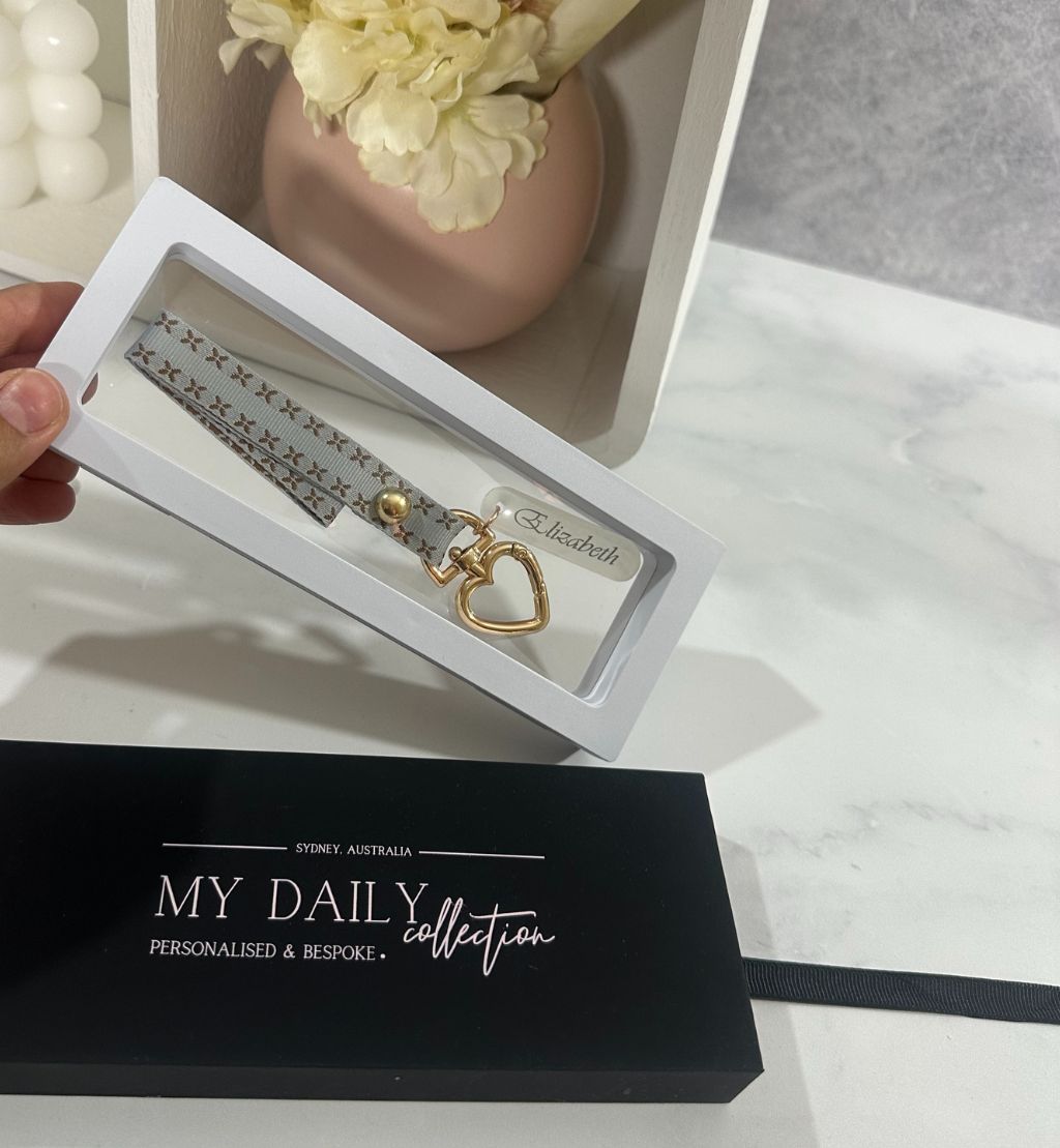 Chic Heart Perosnalised Wristlet